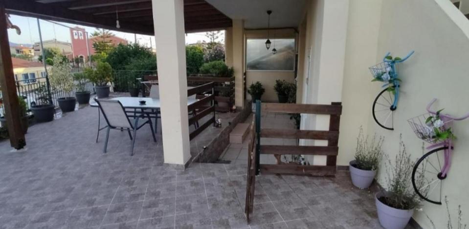 Peters Apartment Corfu (city) Eksteriør billede