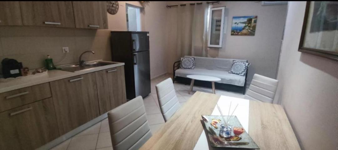 Peters Apartment Corfu (city) Eksteriør billede