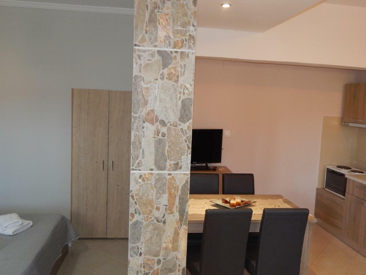 Peters Apartment Corfu (city) Eksteriør billede